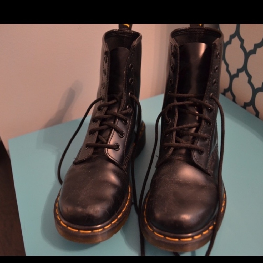 Black docs size 8